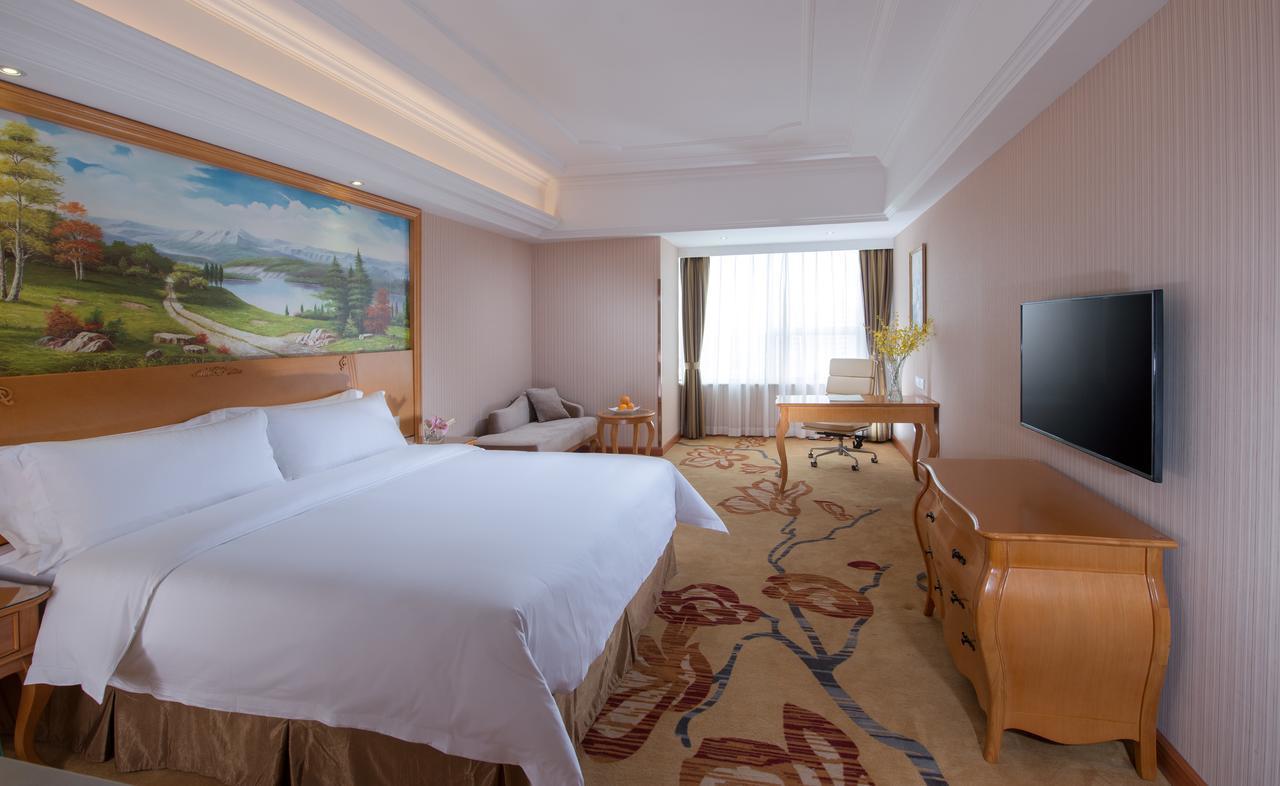 Vienna Hotel Guilin Mixc Mall Bagian luar foto