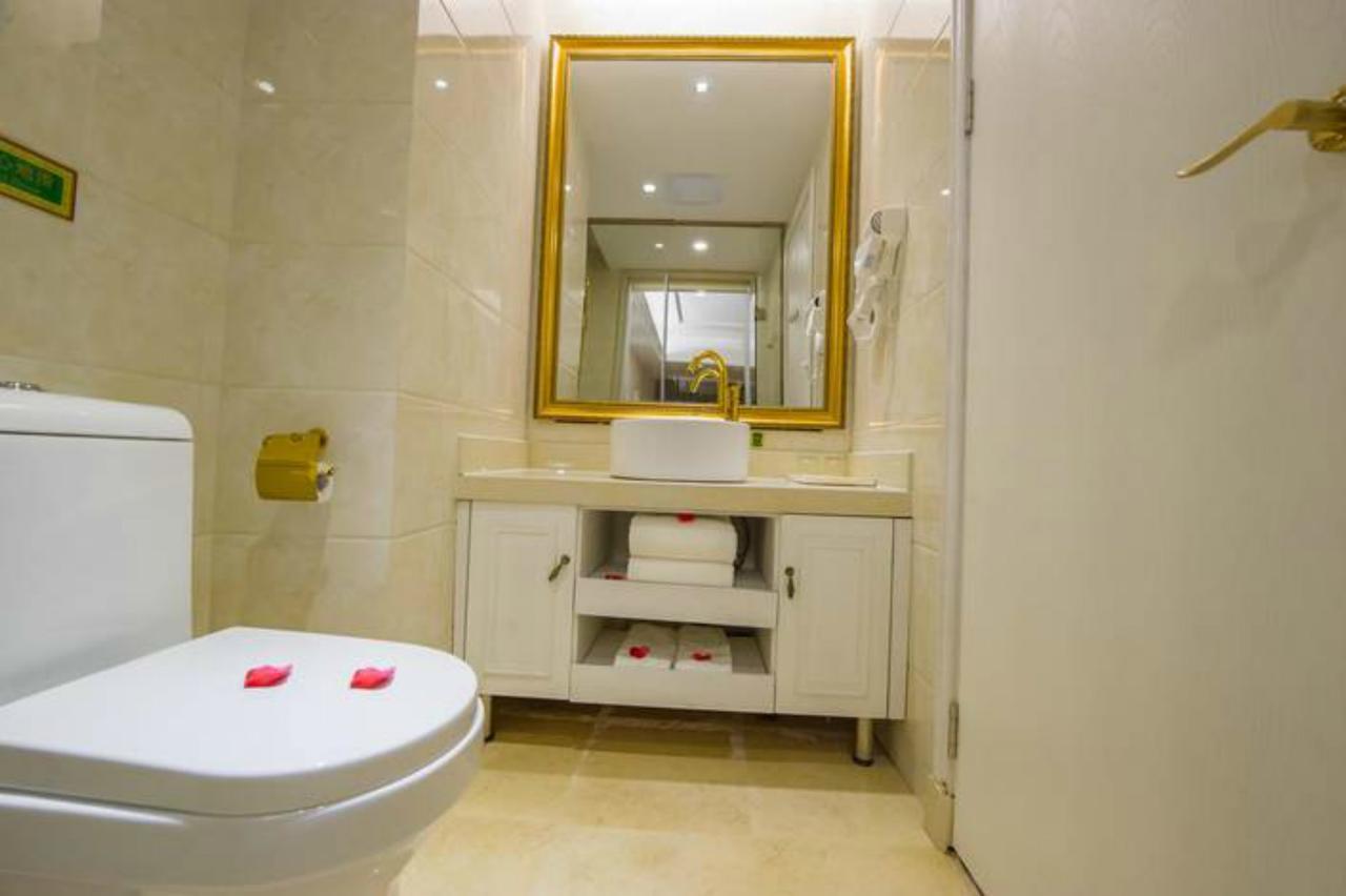 Vienna Hotel Guilin Mixc Mall Bagian luar foto